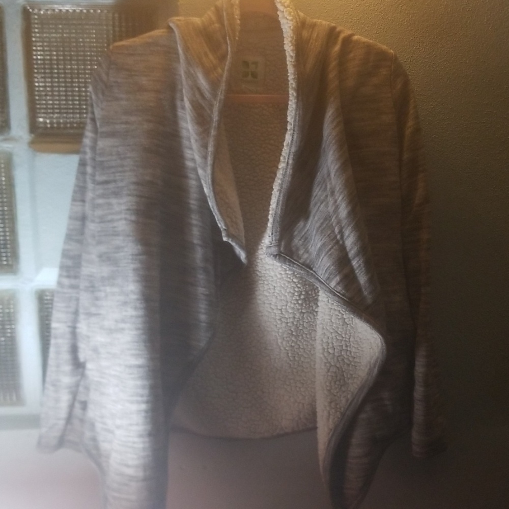 Fashionable sweater